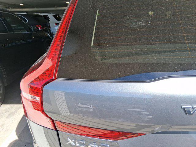 used 2021 Volvo XC60 Recharge Plug-In Hybrid car, priced at $31,097