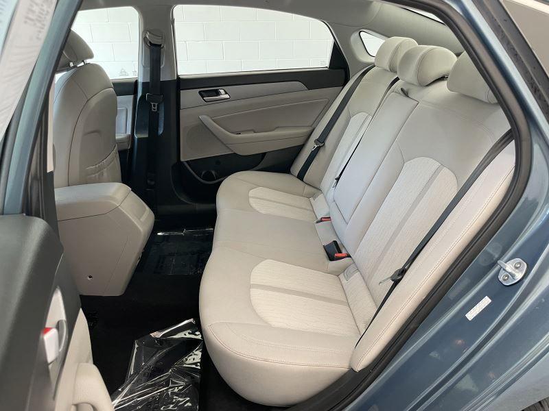 used 2016 Hyundai Sonata Hybrid car, priced at $14,900