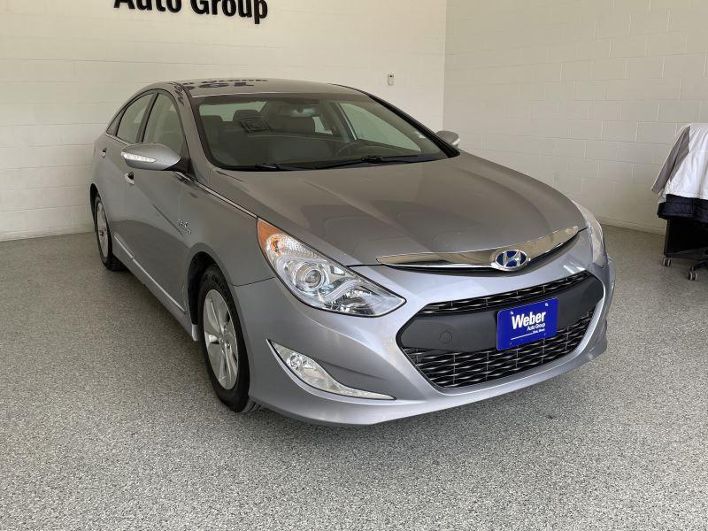 used 2015 Hyundai Sonata Hybrid car, priced at $12,900