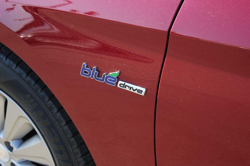 used 2016 Hyundai Sonata Hybrid car, priced at $14,900