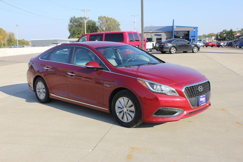used 2016 Hyundai Sonata Hybrid car, priced at $14,900