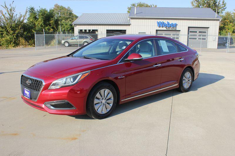 used 2016 Hyundai Sonata Hybrid car, priced at $14,900