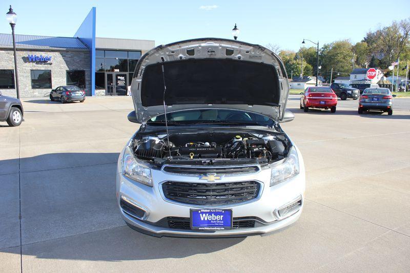 used 2016 Chevrolet Cruze Limited car, priced at $9,900