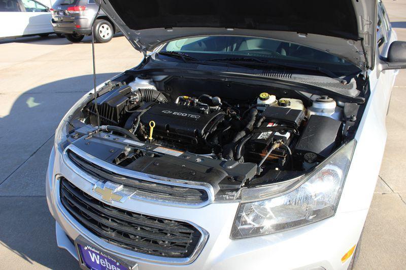 used 2016 Chevrolet Cruze Limited car, priced at $9,900