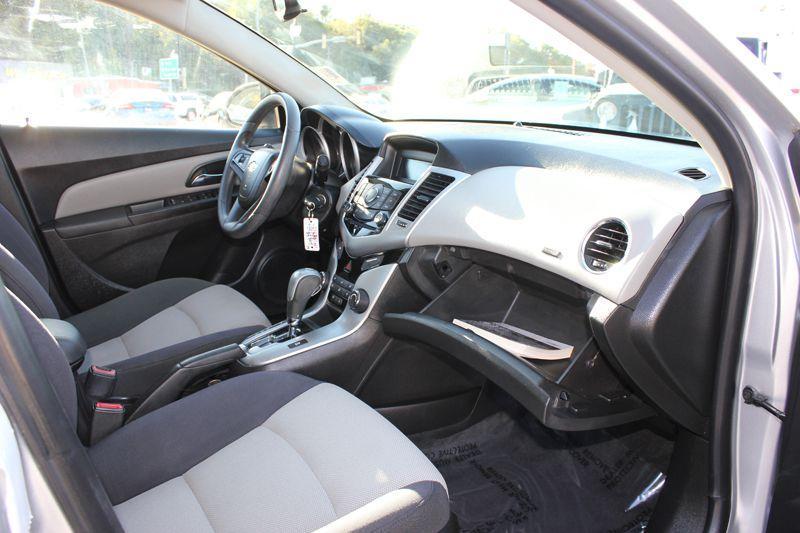 used 2016 Chevrolet Cruze Limited car, priced at $9,900