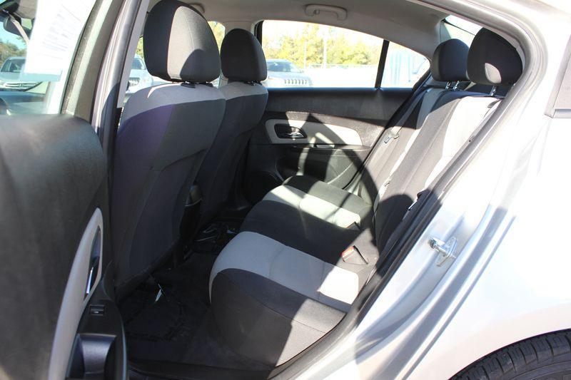 used 2016 Chevrolet Cruze Limited car, priced at $9,900