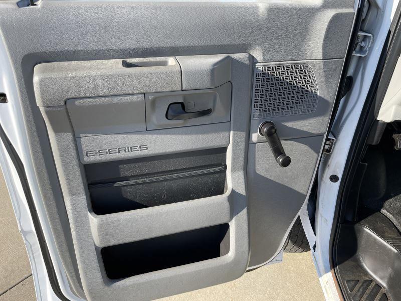 used 2009 Ford E350 Super Duty car, priced at $12,900