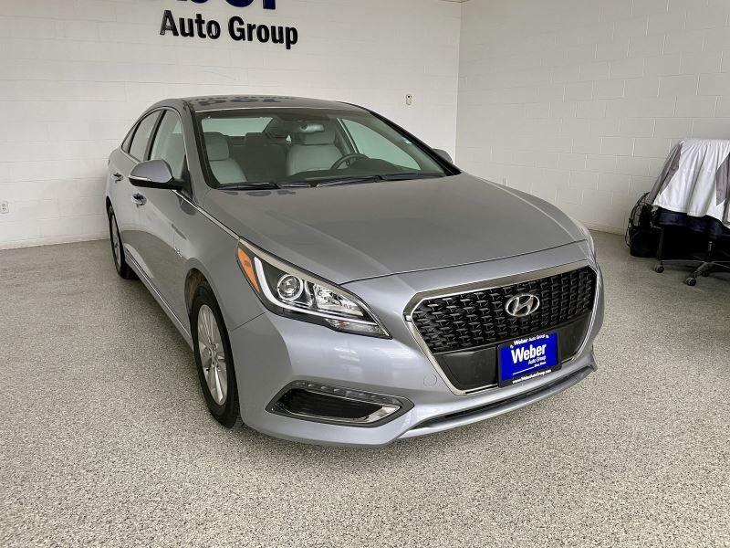 used 2016 Hyundai Sonata Hybrid car, priced at $14,900