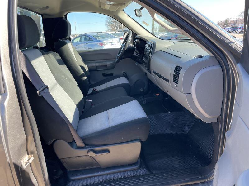 used 2009 Chevrolet Silverado 1500 car, priced at $13,900