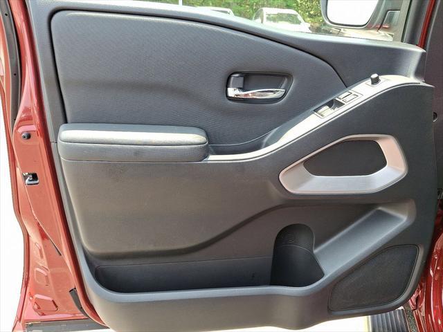 used 2022 Nissan Frontier car, priced at $31,150