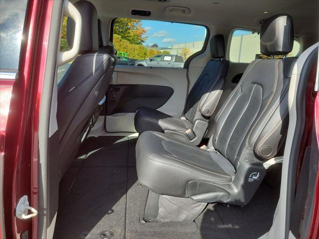 used 2019 Chrysler Pacifica car, priced at $15,599