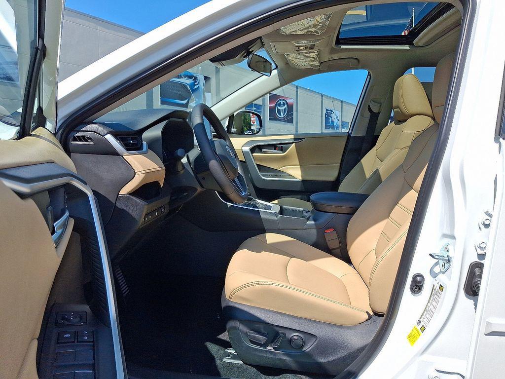 new 2025 Toyota RAV4 car, priced at $39,158