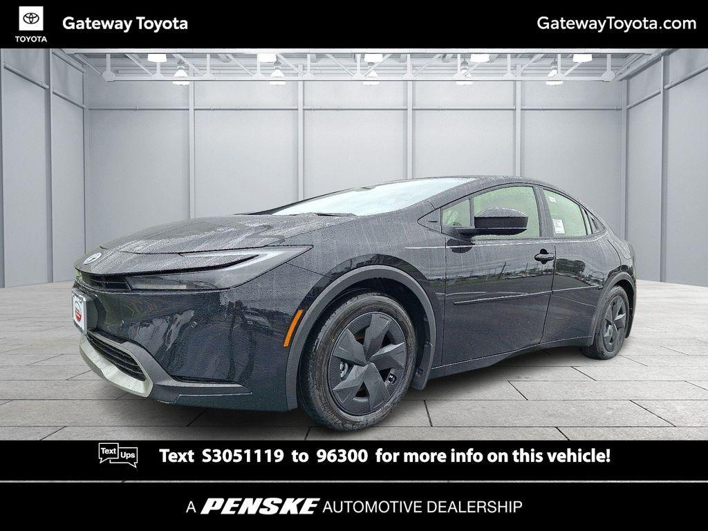 new 2025 Toyota Prius Plug-In Hybrid car, priced at $35,568