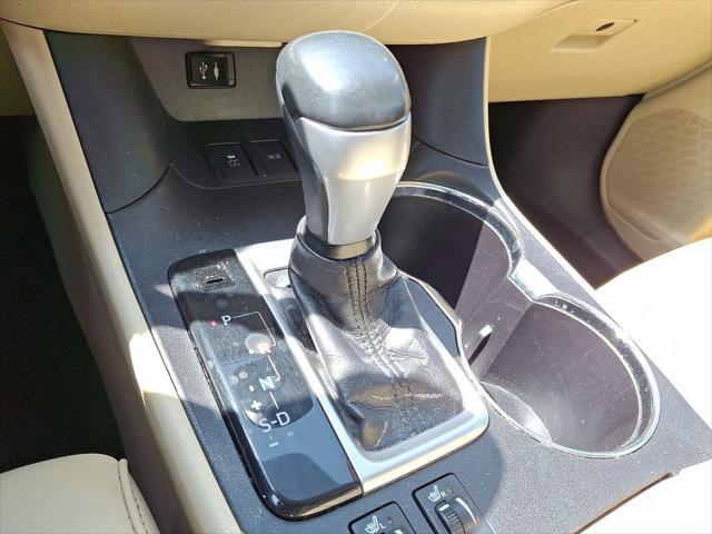 used 2015 Toyota Highlander car, priced at $17,763
