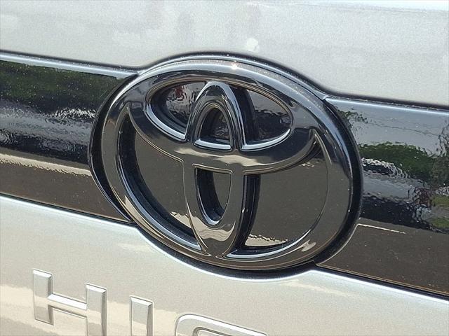 new 2025 Toyota Highlander car, priced at $45,477