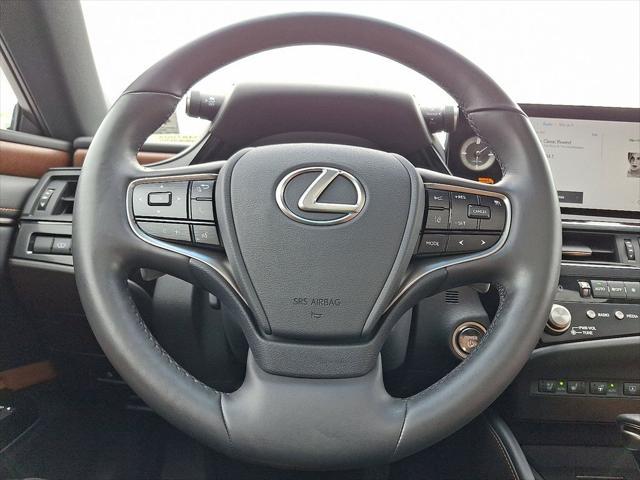 used 2024 Lexus ES 300h car, priced at $42,599