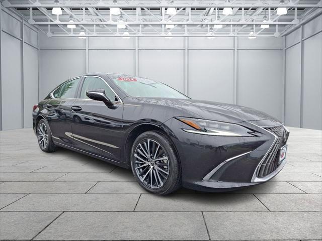 used 2024 Lexus ES 300h car, priced at $42,599