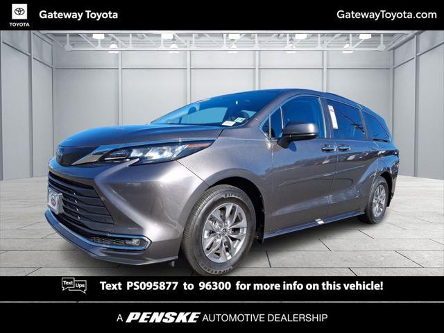 used 2023 Toyota Sienna car, priced at $38,469