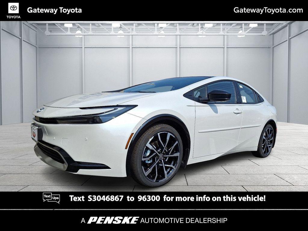 new 2025 Toyota Prius Plug-In Hybrid car, priced at $44,373