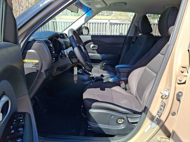 used 2015 Kia Soul car, priced at $7,563