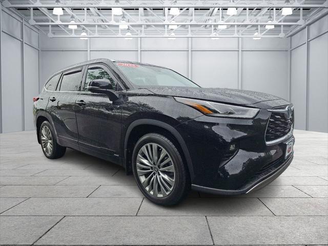 used 2023 Toyota Highlander Hybrid car, priced at $51,743