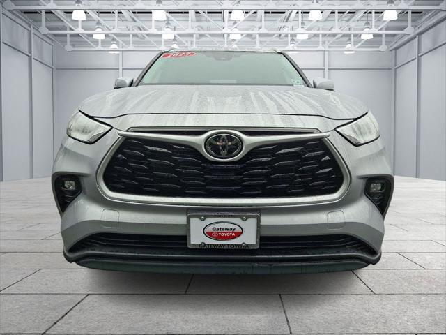 used 2023 Toyota Highlander car, priced at $42,964