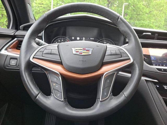 used 2024 Cadillac XT5 car, priced at $47,196