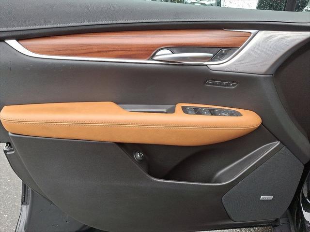 used 2024 Cadillac XT5 car, priced at $47,196