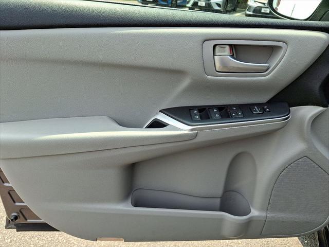 used 2015 Toyota Camry Hybrid car, priced at $12,888