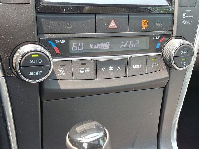 used 2015 Toyota Camry Hybrid car, priced at $12,888