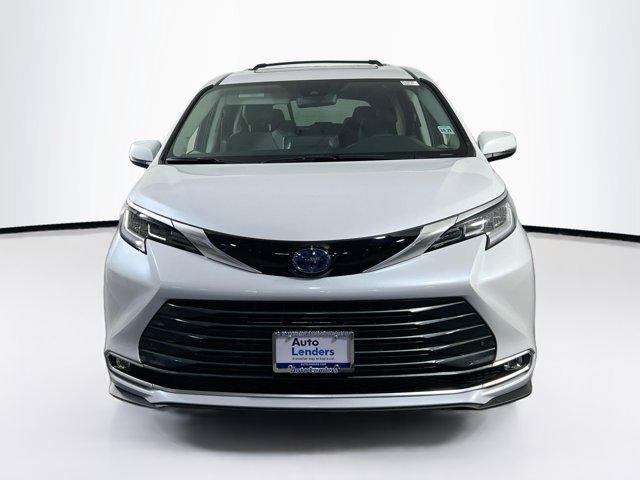 used 2024 Toyota Sienna car, priced at $53,691