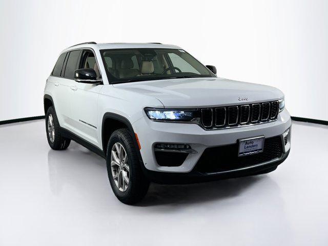 used 2022 Jeep Grand Cherokee car, priced at $32,567