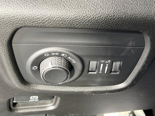 used 2023 Jeep Grand Cherokee car, priced at $34,669