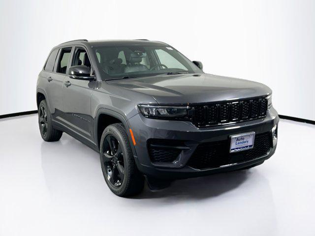 used 2023 Jeep Grand Cherokee car, priced at $34,669