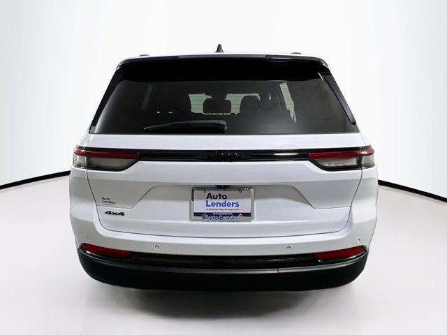 used 2022 Jeep Grand Cherokee car, priced at $30,845