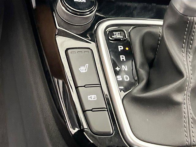 used 2025 Kia Seltos car, priced at $26,504