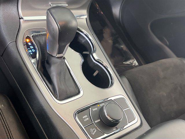 used 2022 Jeep Grand Cherokee car, priced at $27,641