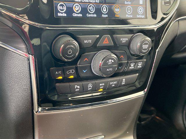 used 2021 Jeep Grand Cherokee car, priced at $27,138