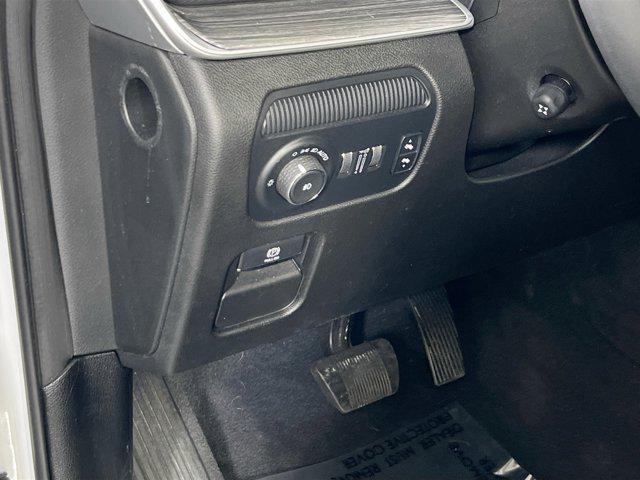 used 2022 Jeep Wagoneer car, priced at $49,728