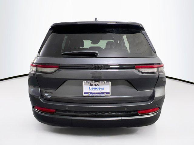 used 2022 Jeep Grand Cherokee car, priced at $29,223