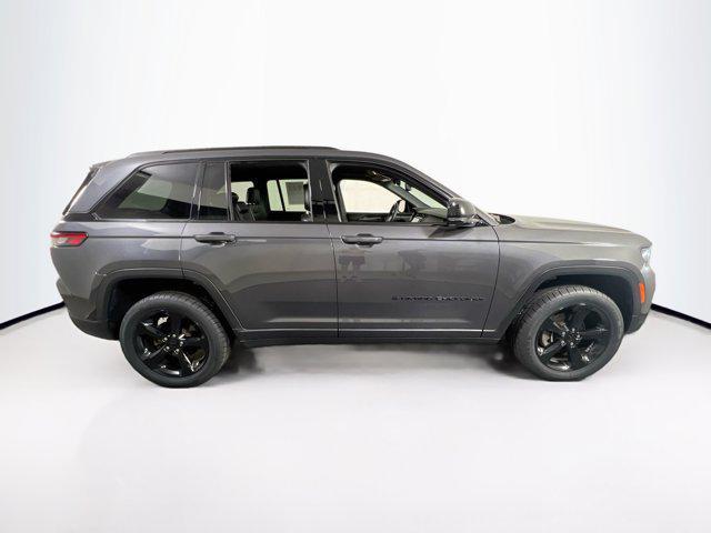 used 2022 Jeep Grand Cherokee car, priced at $29,223