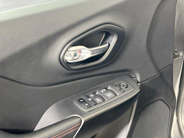 used 2022 Jeep Cherokee car, priced at $27,676