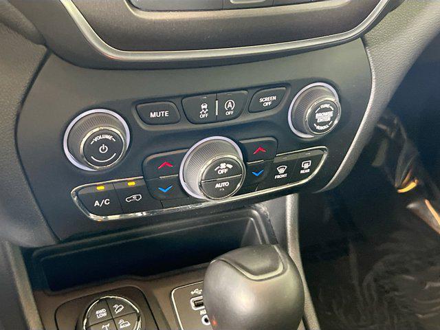 used 2022 Jeep Cherokee car, priced at $27,676