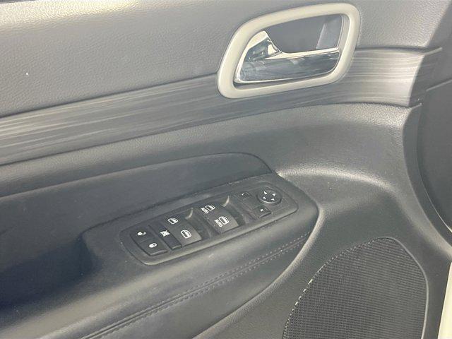used 2022 Jeep Grand Cherokee car, priced at $27,277