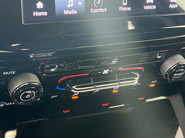 used 2023 Jeep Grand Cherokee car, priced at $35,450