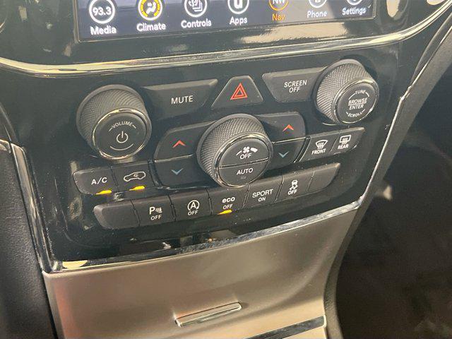 used 2022 Jeep Grand Cherokee car, priced at $29,395