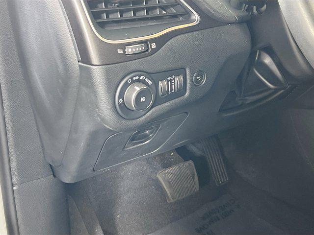 used 2022 Jeep Cherokee car, priced at $24,538