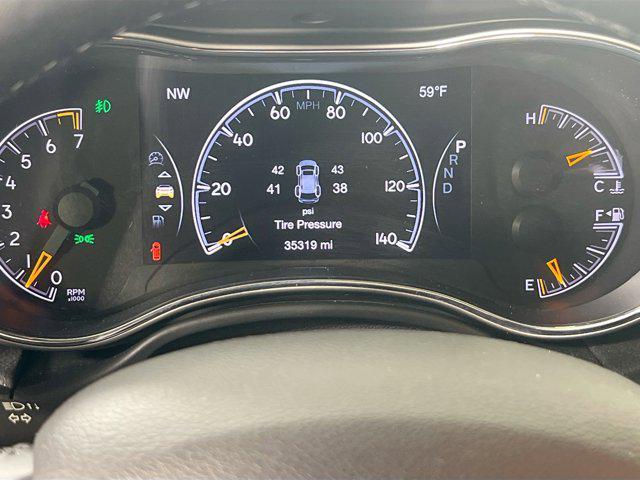 used 2022 Jeep Grand Cherokee car, priced at $30,995