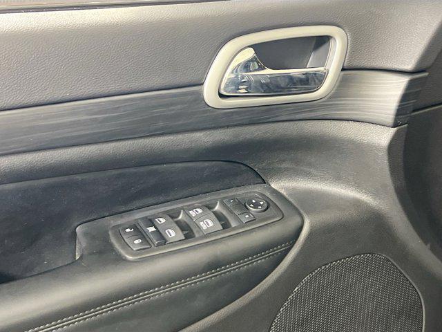 used 2021 Jeep Grand Cherokee car, priced at $27,539