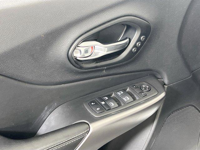 used 2022 Jeep Cherokee car, priced at $27,700